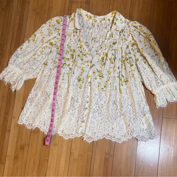 Anthropologie Ethereal Dainty Ditsy Floral Victorian Lace Cottage Blouse Size S - Picture 14 of 16